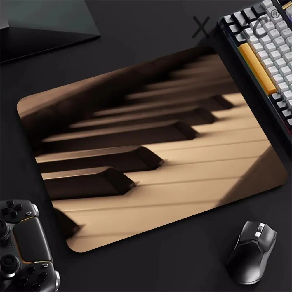 

Trend Vintage Music Notes Piano Mouse Pad XXL Gaming Accessories Office Gamer Keyboard Desk Mat Non-Slip Laptop Large Mousepads
