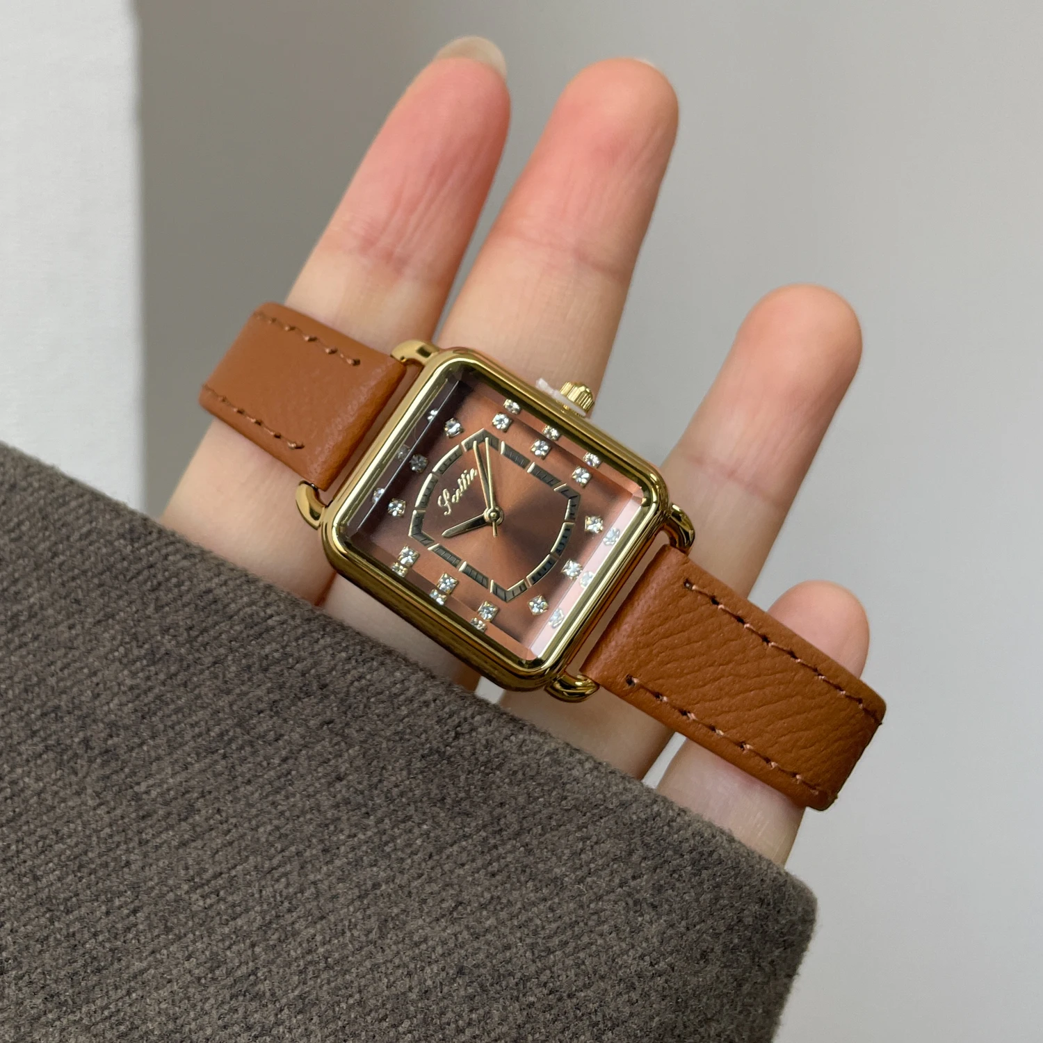 CILOA براون المرأة مربع ريترو العلامة التجارية الفاخرة أصيلة 2025 هدية جديدة العصرية موضة عادية مقاوم للماء ساعة كوارتز جودة عالية #3