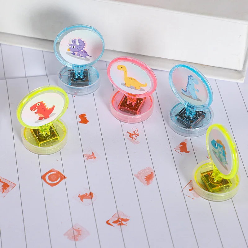 5Pcs Cartoon Cute Mini Dinosaur Small Stamp bambini DIY Fun Stamp Toys Cartoon Dinosaur Stamp Toys Reward regali per studenti