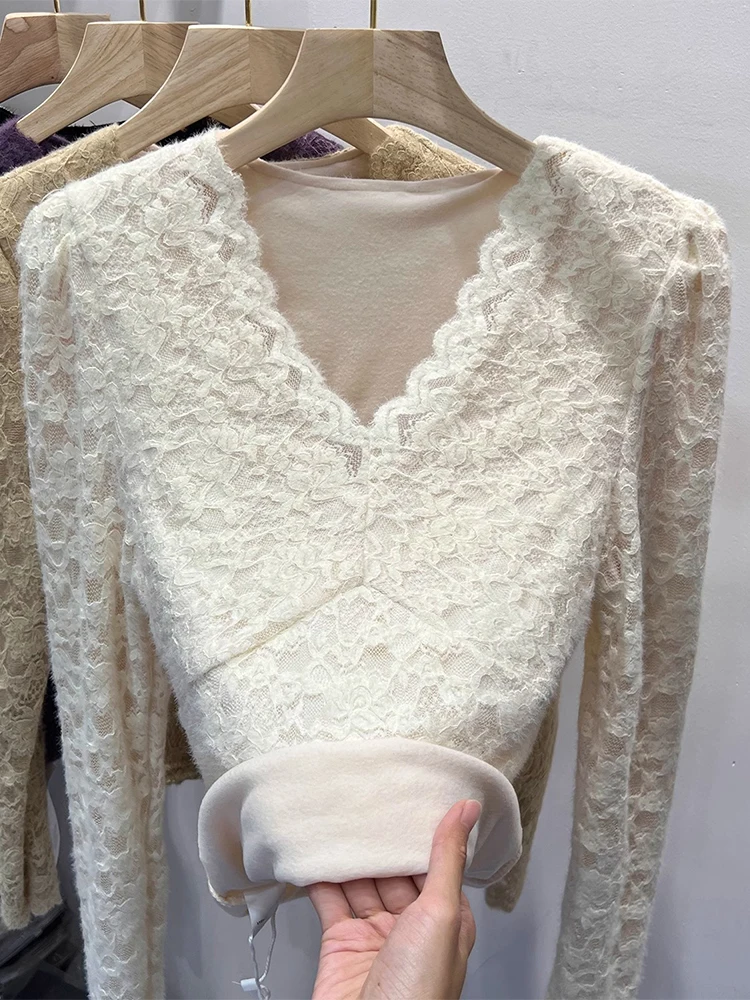 

Утепленная флисовая блузка с кружевной отделкой, женская, с V-образным вырезом, для весны и осени, как верхняя одежда, а также как теплая нижняя рубашка для зимы
