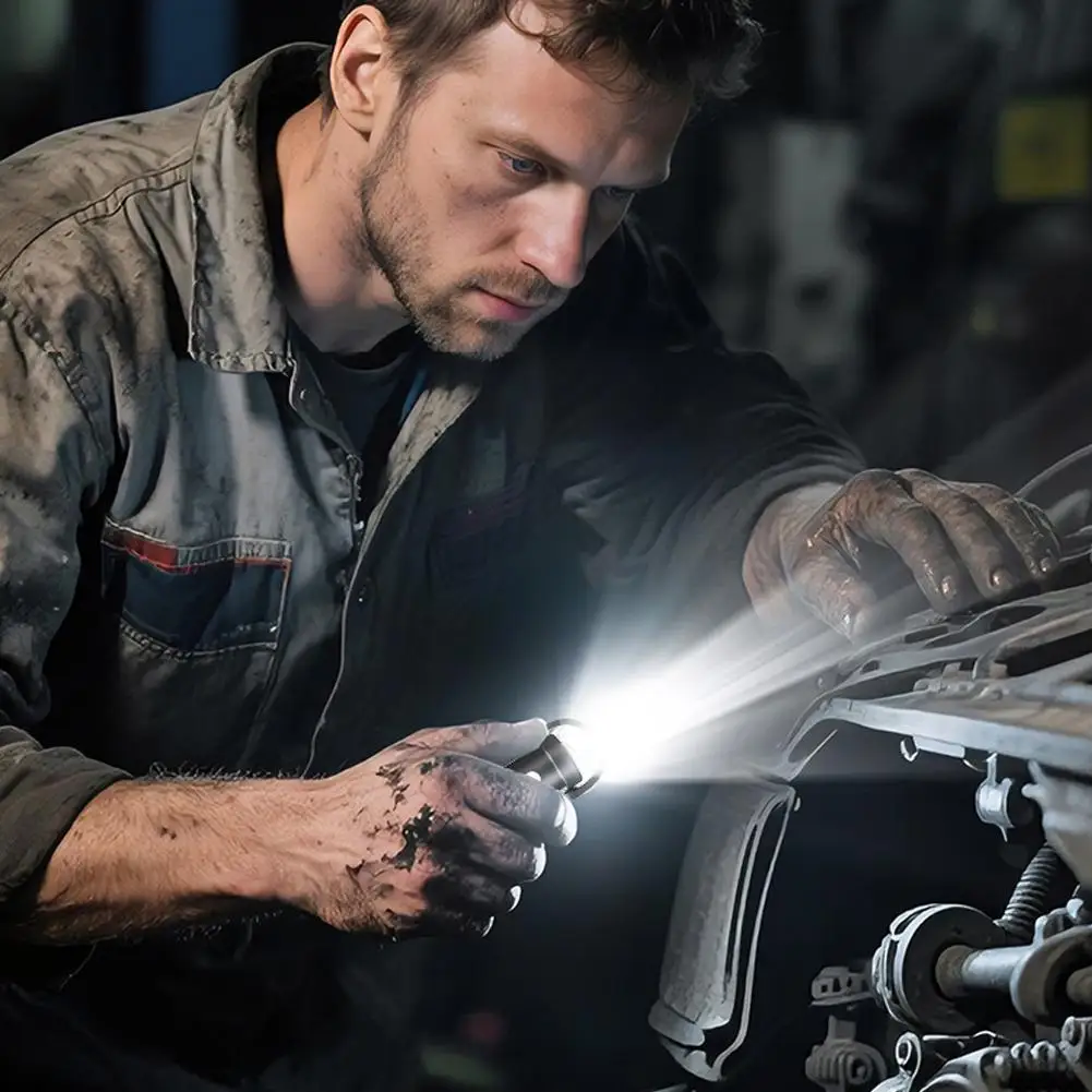 سلسلة مفاتيح صغيرة COB فائقة السطوع قابلة لإعادة الشحن بمصباح LED محمولة مقاومة للماء للتخييم مصباح جيب كيرينغ معلق