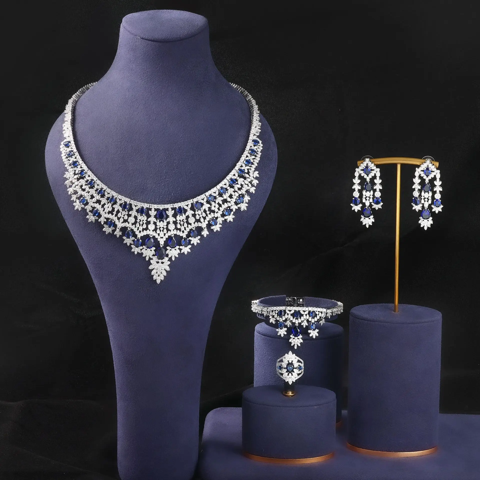 New 4-piece suit Cubic Zirconia Bride Jewelry Set Women's Party, Deluxe Dubai Crystal Wedding Jewelry Set