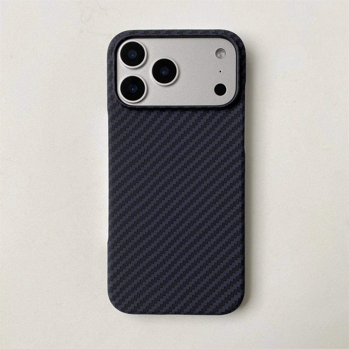 Stoßfeste Rahmenlose Carbonfaser-Hartschalenhülle für iPhone Air 17 16 15 14 Plus 18 13 12 11 Pro Max Leder-Schutzhülle – Detail 3