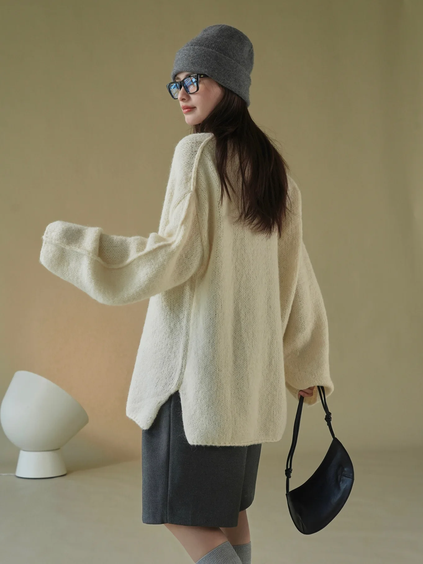 ENjoyce 2024 Spring Women Vintage White Wool Sweaters Korean Fashion Brand Casual Loose Knitted Pullover Top Traf Knitwear