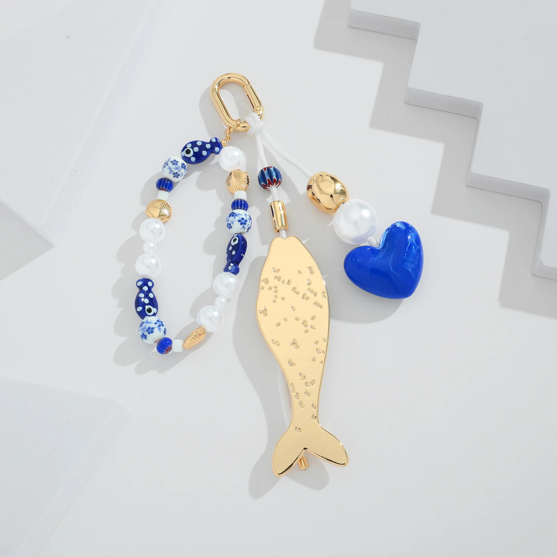 Fashion Contrast Color Heart Flower Bead Pearl Shell Bracelet Bag Pendant Keychain Klein Blue Natural Baroque Fish Doll Key ring
