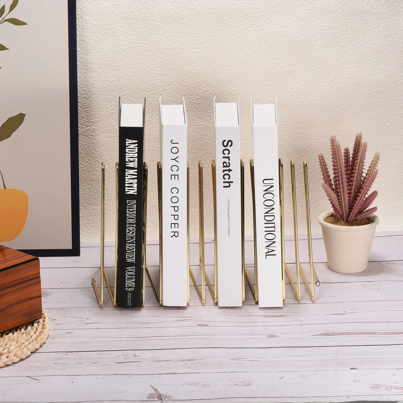 Triangle Desktop Holder Rack 7/11Slots Metal Wire Stand Triangle Bookshelf for Record Album Magazine Book File Organizer