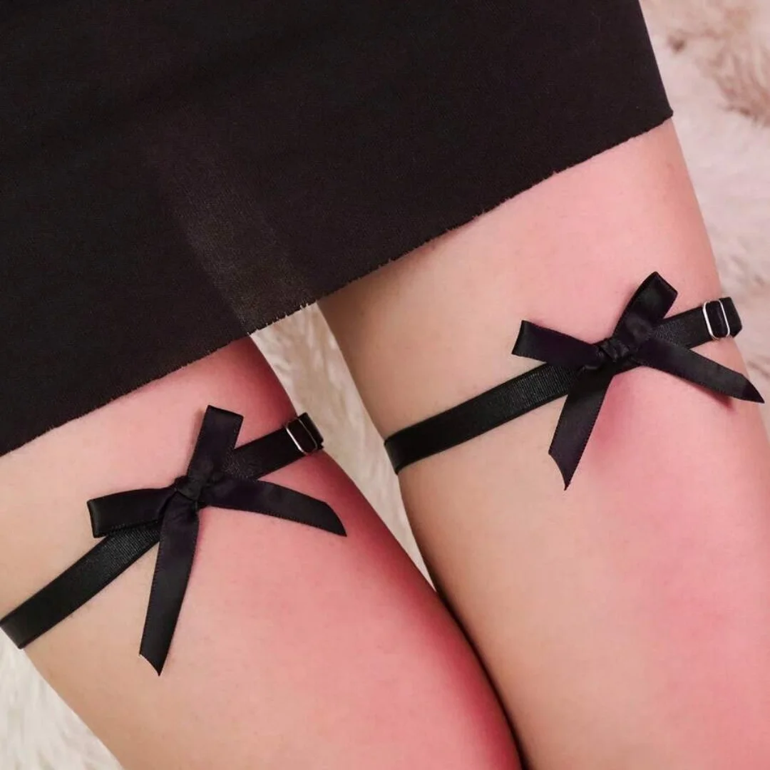 المرأة مثير بسيط Bowknot الفخذ الساق حزام الرباط القوطية الملابس الداخلية الساق قابل للتعديل الورك تسخير عالية الخصر تخزين حزام هالوين