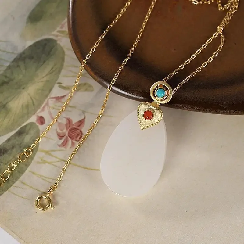 Original inlaid natural Hetian white chalcedony oval pendant necklace Chinese style retro charm light luxury female jewelry