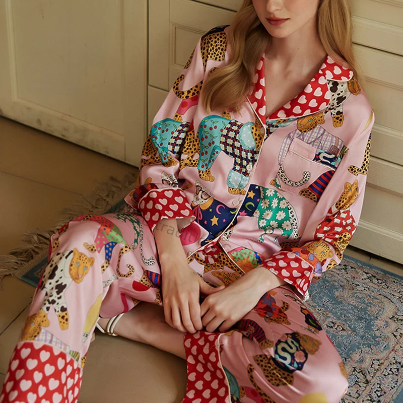 

Женская пижама, комплект для сна из 2 предметов, рубашка с длинным рукавом и штаны, домашняя одежда с милым мультяшным принтом, атласная Женская одежда для отдыха, пижама, наряд