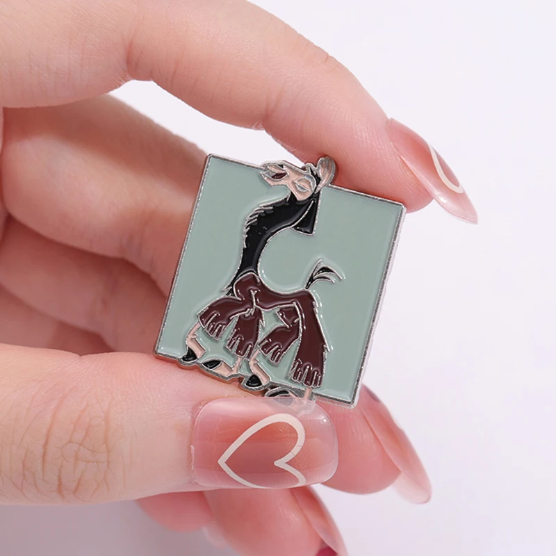 Lama Trank Emaille Pins benutzer definierte Gift Broschen Revers Abzeichen Cartoon Tier lustige Film Schmuck Geschenk für Kinder Freunde