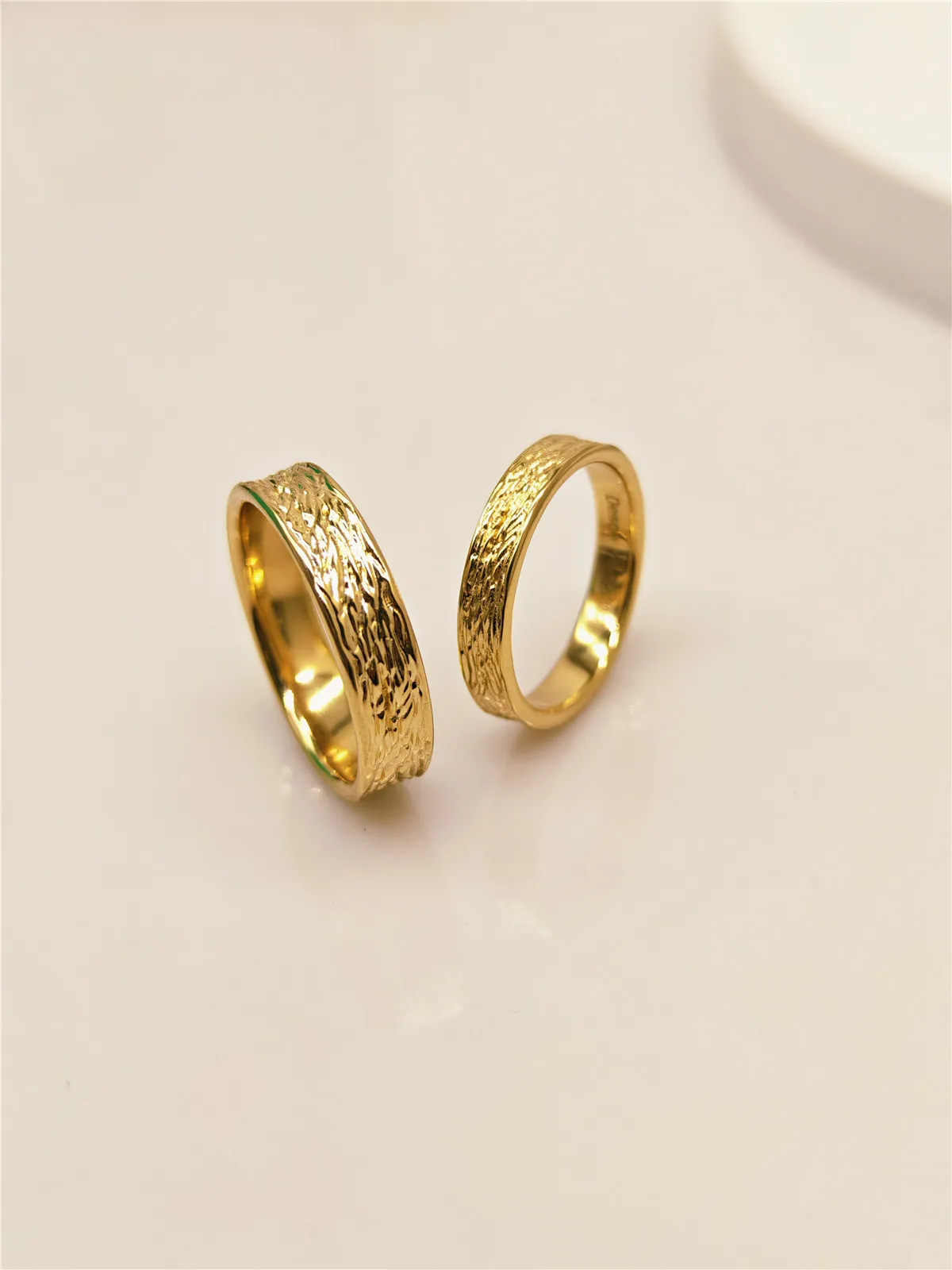 10K Gold Yellow Gold Color 14K Gold Solid Real Gold Tree Bark Texture Matching Couple Rings Custom Luxury Jewelry Wedding Bands