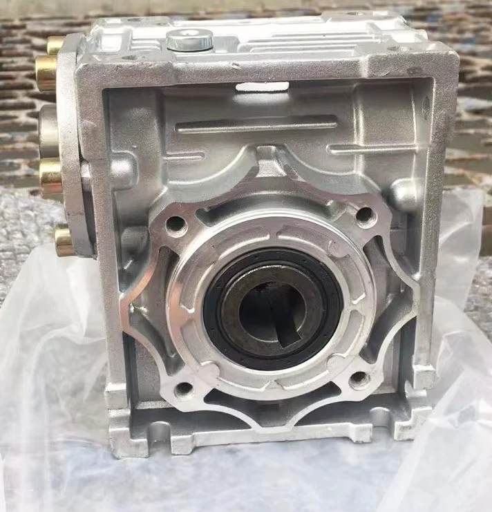 Gearbox NMRV75 90 derajat gear reducer dengan segel minyak diameter lubang Input 19mm 24mm 28mm diameter lubang Output 28mm