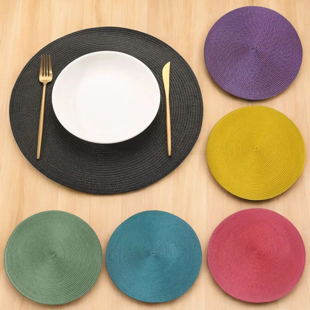 Luxurious and modern emat set to elevate your dining experience, perfect for any occasion. Exquisite and high-quality placemats