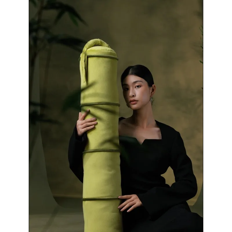 Almofada longa Almofada cilíndrica de bambu Homens e mulheres dormindo