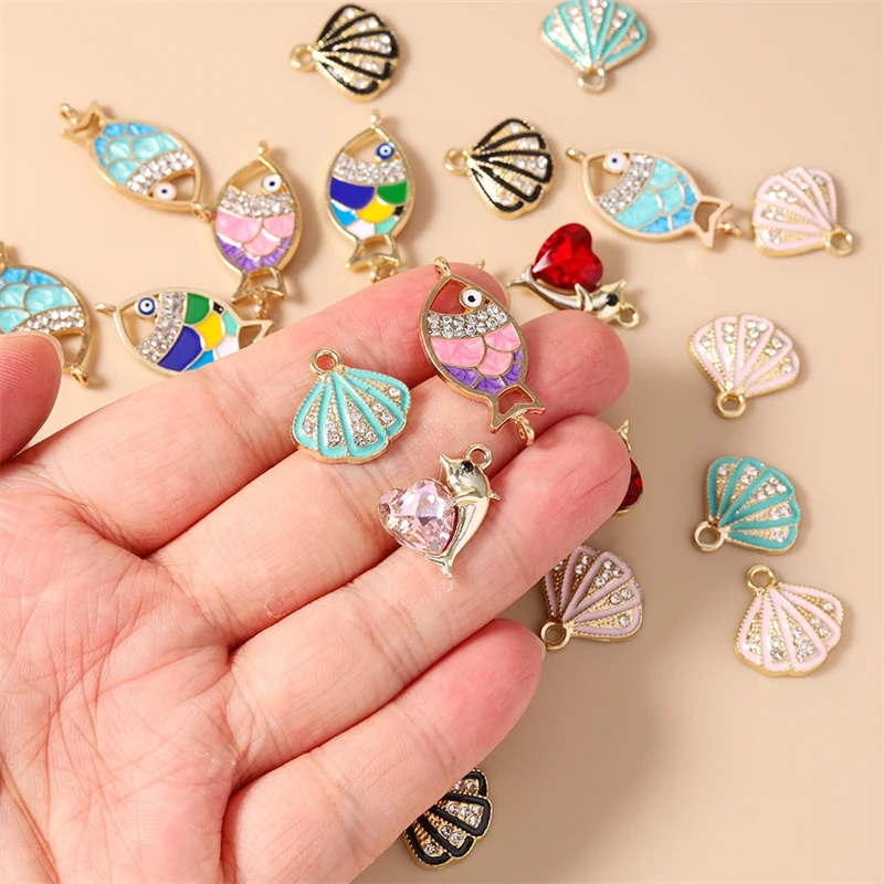10 Stück Niedliche Kristall-Legierungs-Anhänger mit Meereslebewesen, Schildkröten, Fischen und Muscheln für Schmuckherstellung, Ohrringe, Halsketten, DIY-Bastelarbeiten und Geschenke – Detail 1
