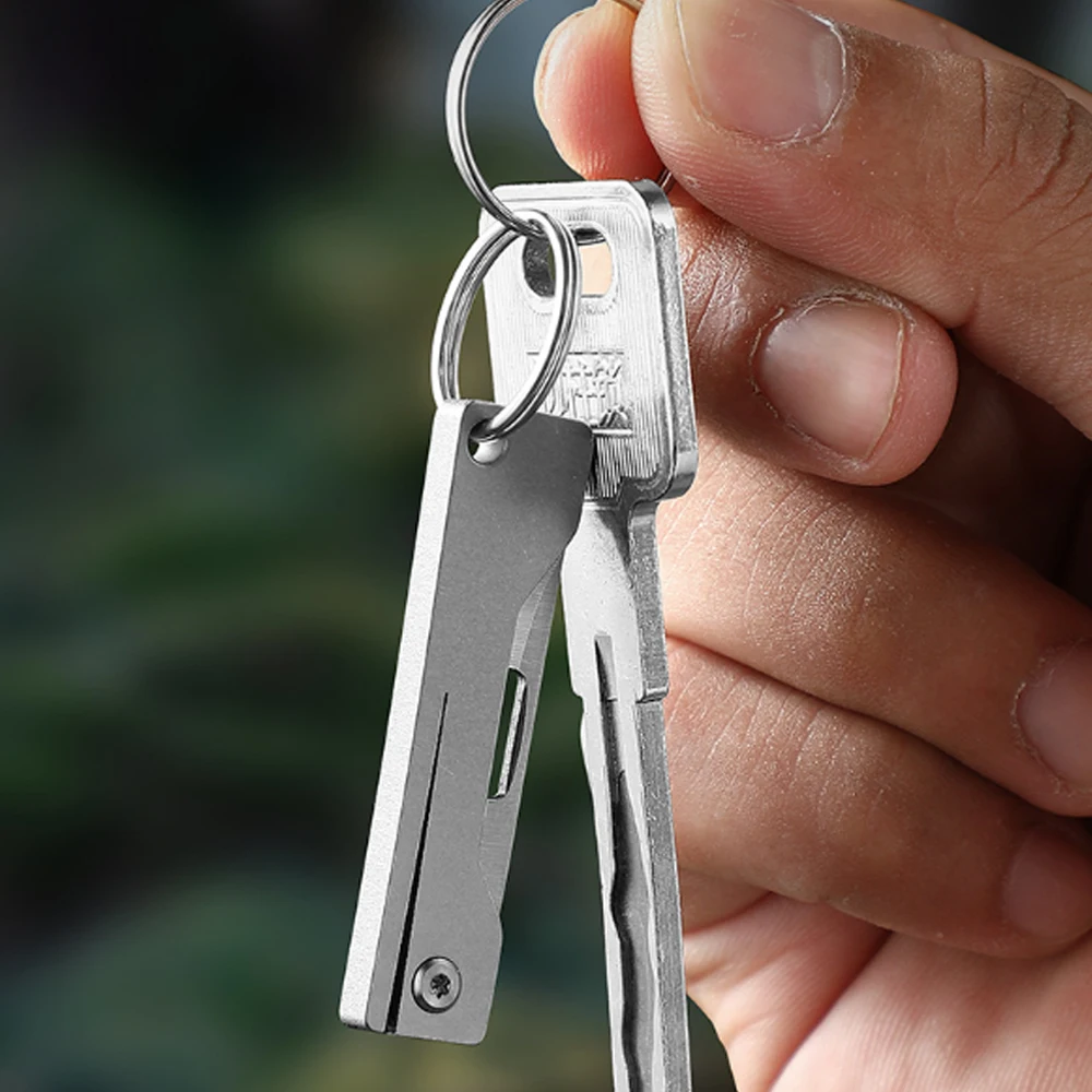 Imagem -02 - Titanium Alloy Mini Folding Knife Edc Portable Keychain Pendant Knife Express Desembalagem Bolso Edc Tool Gift Tc4