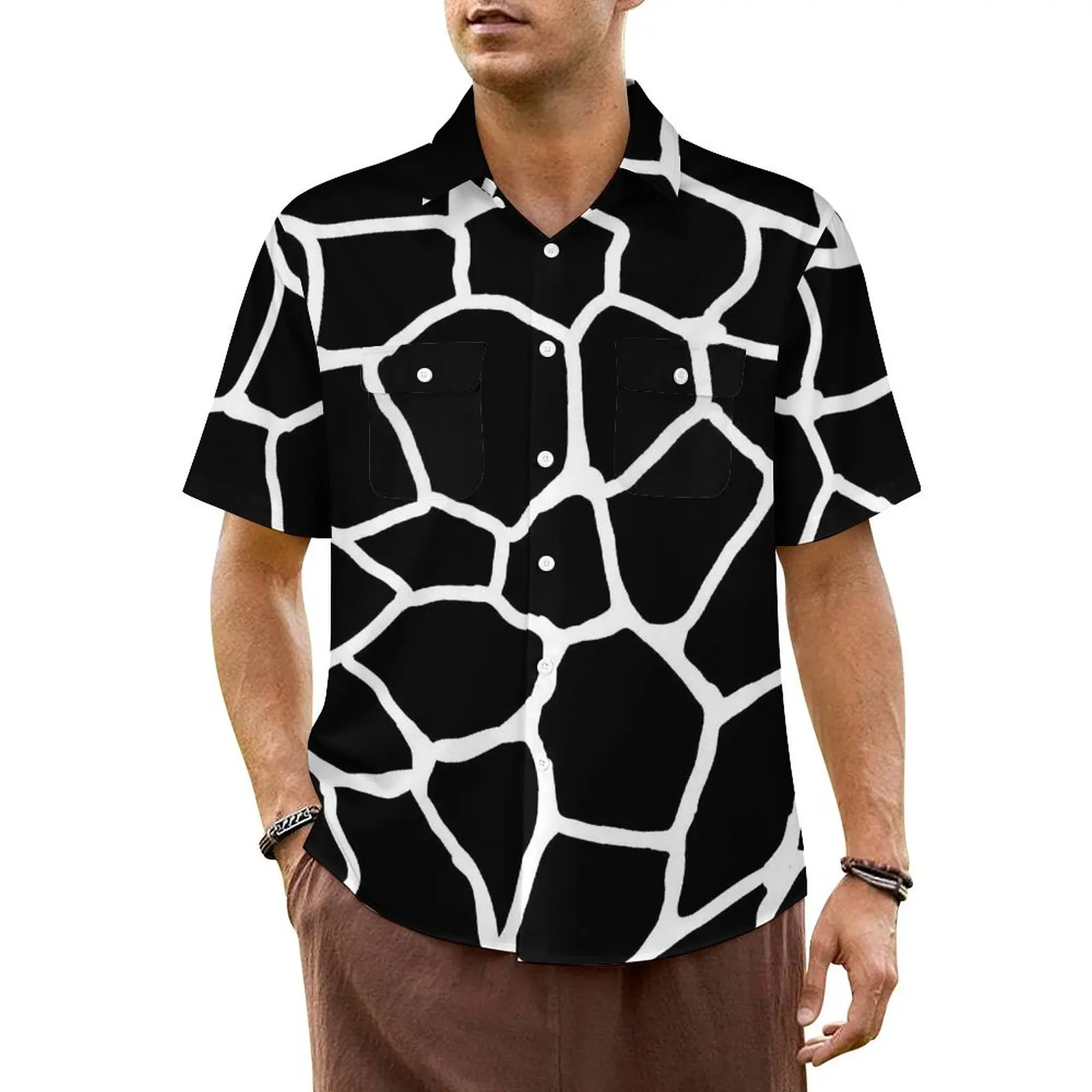 

Black And White Giraffe Beach Shirt Men Animal Spots Print Novelty Casual Shirts Hawaiian Short Sleeve Design Plus Size Blouses