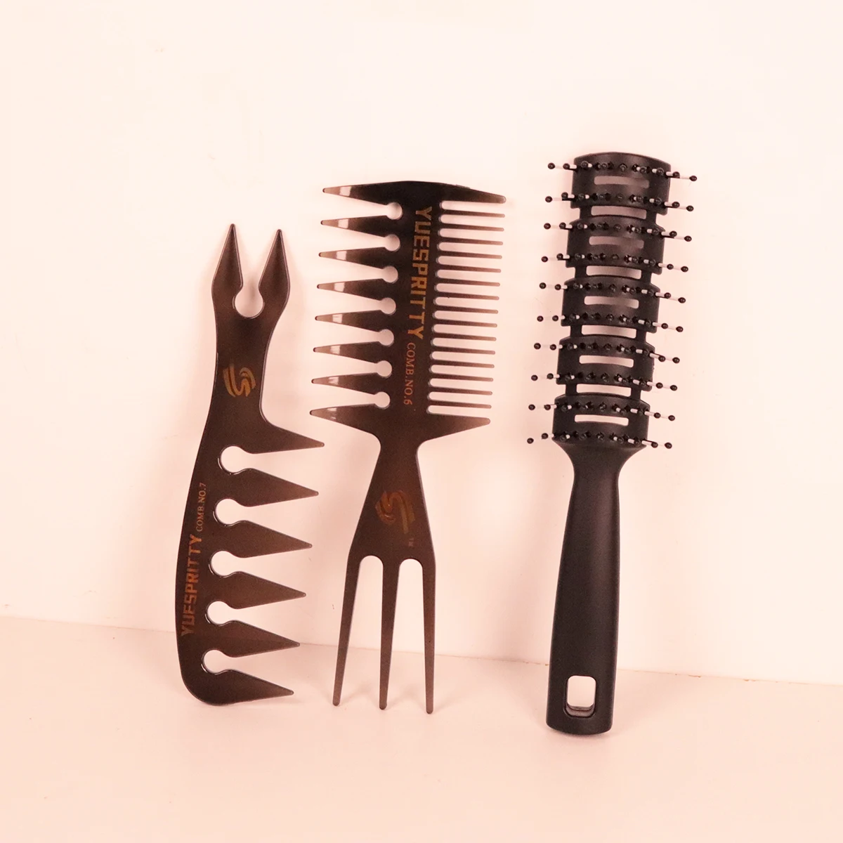 

Hairdressing Wide Toothed Comb Set -3-in-1 Styling Comb, Wide Toothed Handle Comb, Fishbone Comb, special for real hair wigs