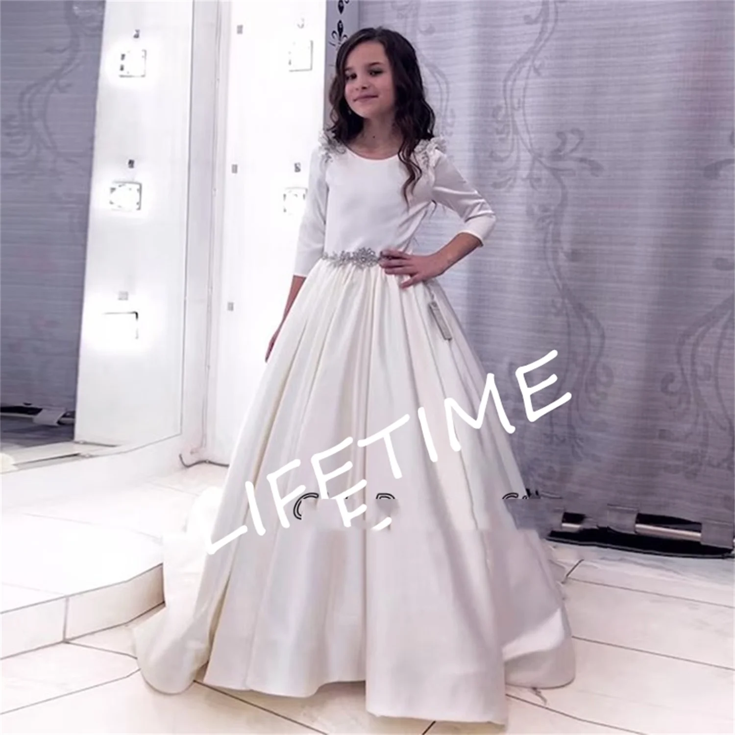 Elegant Scoop Neck Long Sleeve Wedding Party Formal Occasion Satin Flower Girl Dress