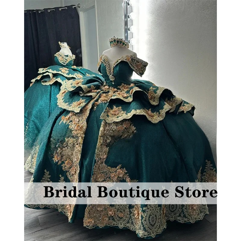 Customized Emerald Green Crystals Bow Quinceanera Dress 2025 Gold Lace Applique Ruffles Sweet 16 Dress Vestido De 15 Anos