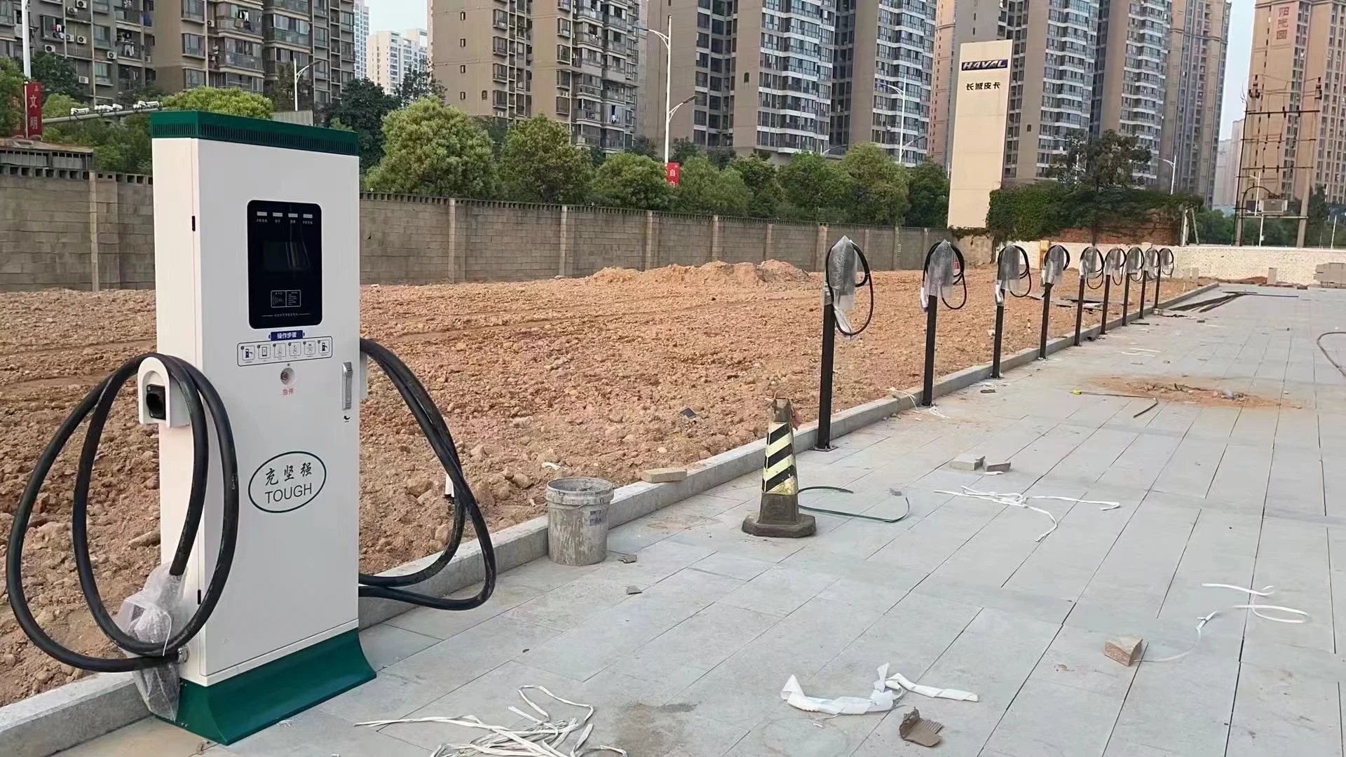 50/60Hz LCD Display LED Indicator  Terminal Optional 120KW 60KW EV CHARGER