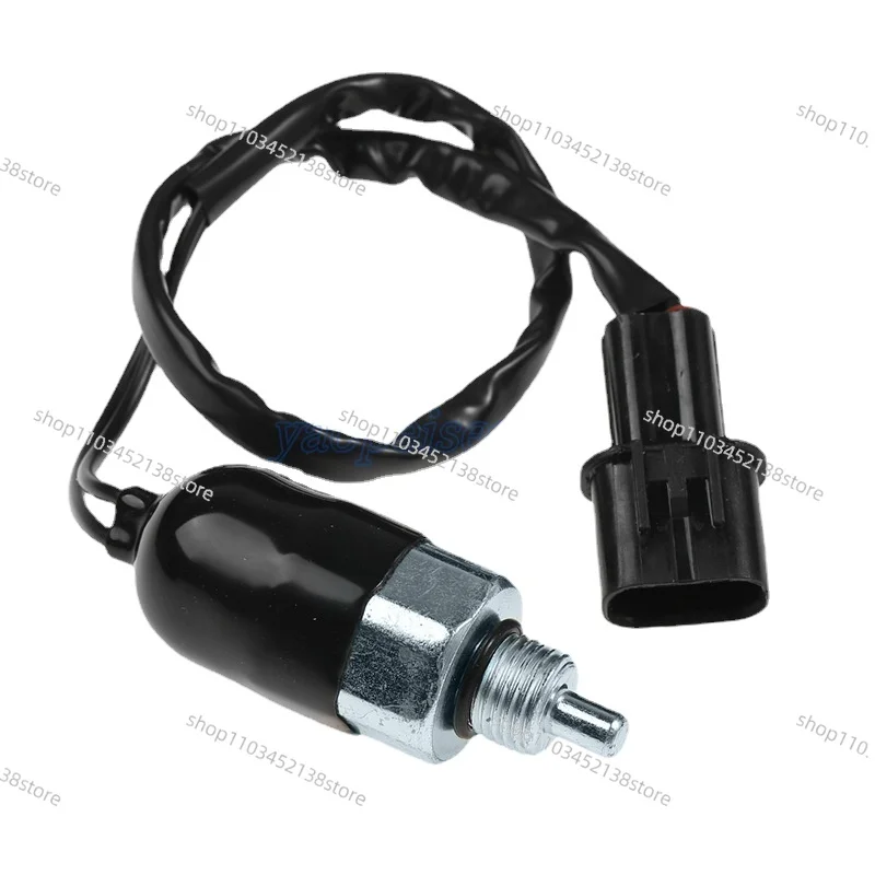 MC859186 Is Suitable for Mitsubishi Auto Parts Brake Light Control Switch Brake Light Reversing Taillight Switch