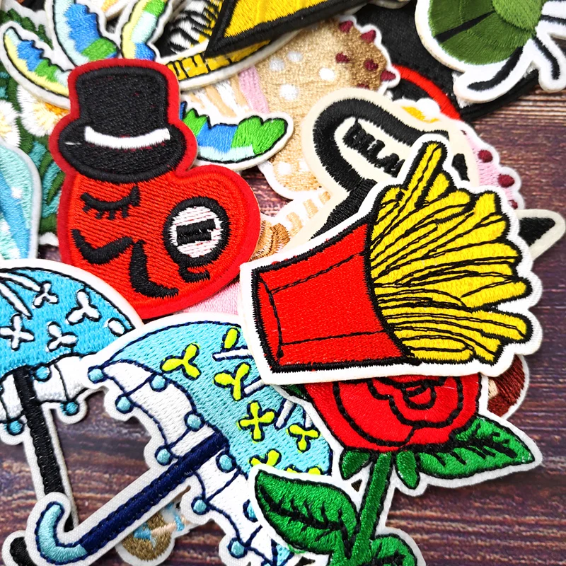 Rainbow Cactus Camera Patches Embroidery For T-Shirt Iron On Appliques Clothes Jeans Stickers Badges Hot Air Balloon