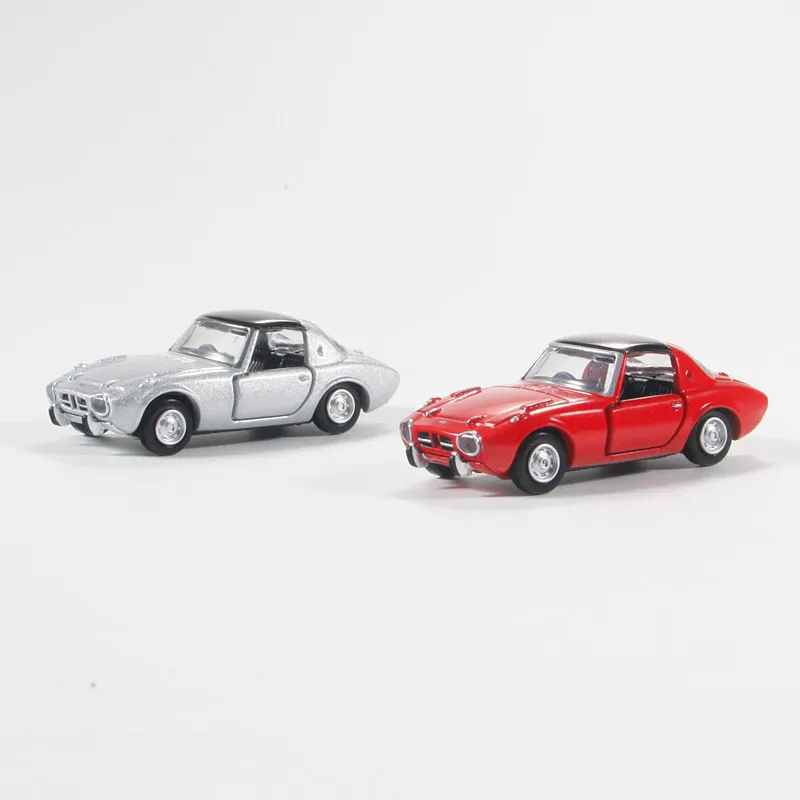 Tomica Premium N°46 Toyota Sports 800 1/55 Voiture Vintage en Alliage Moulé Sous Pression avec Portes Ouvrables et Suspension Fonctionnelle, Jouet de Collection pour Enfants, Cadeau