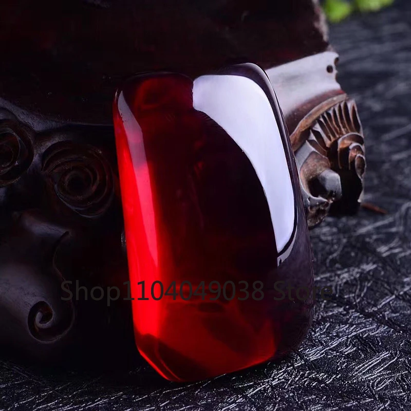 Baltic Sea Natural Blood Pool Amber Beeswax Safe and Quiet Brand Water Drop Carp Blood Amber Pendant Men's and Women's Necklaces