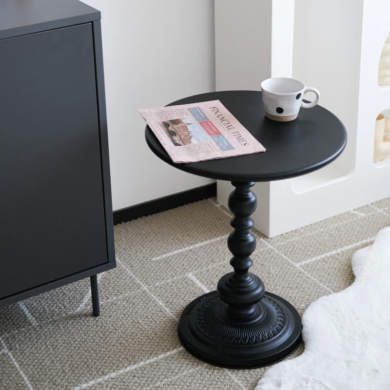 Nordic Wrought Iron Retro Side Table Perfect for Living Room Sofa Coffee Table or Small Apartment Balcony