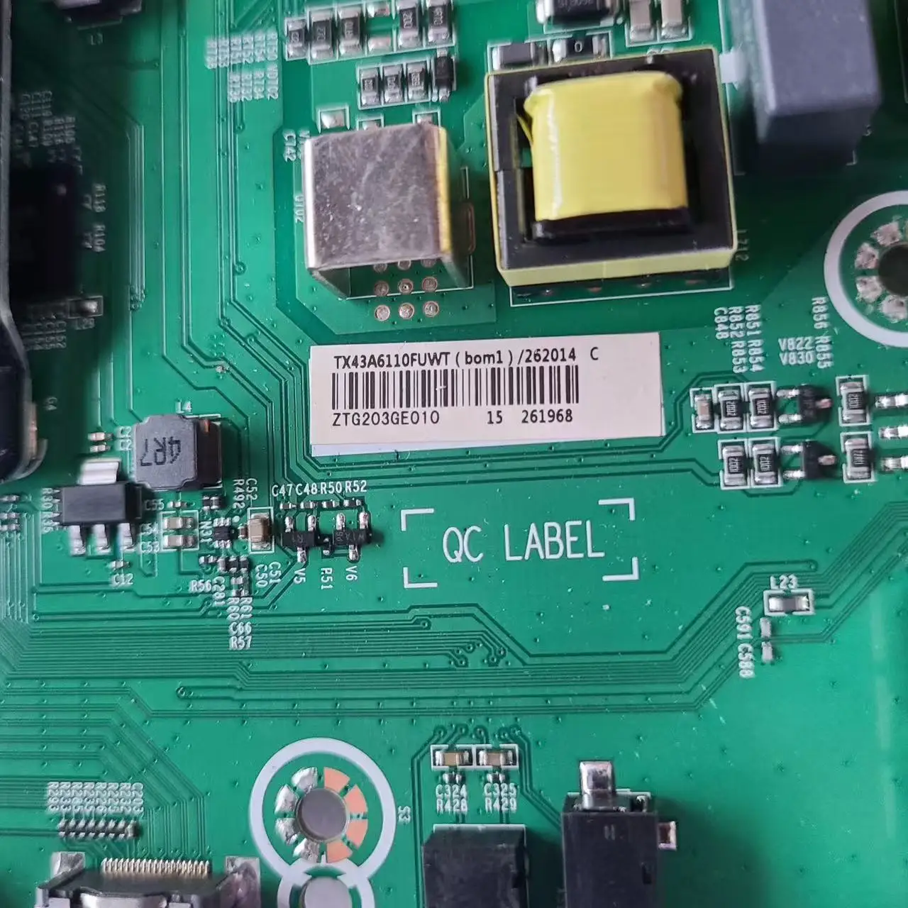 Используется для материнской платы Hisense TX43A6110FUWT RSAG7.820.9581, код материала 262014 261968