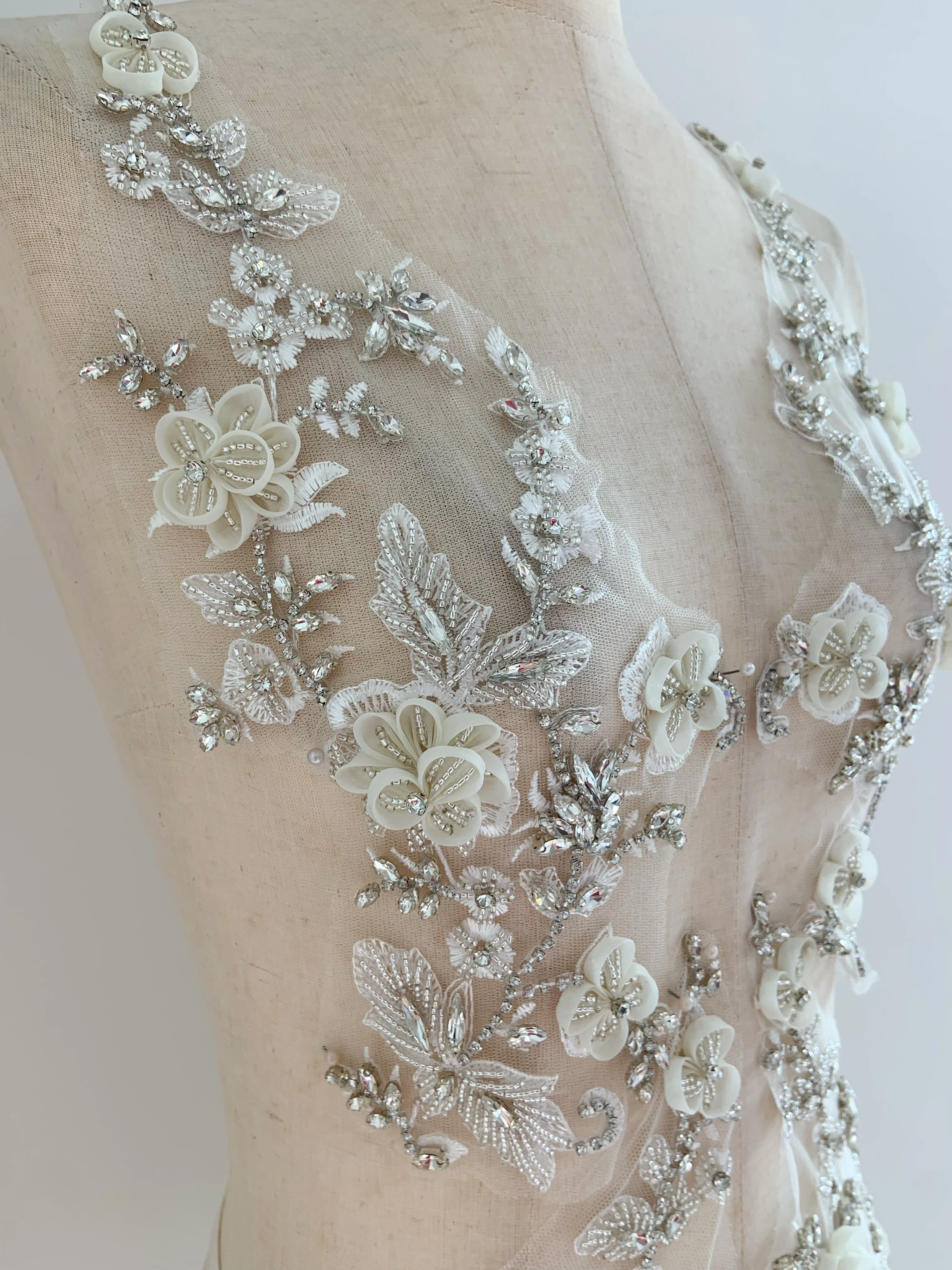 Off White Rhinestone Applique with 3D Flowers For Haute Couture Bodice Patch Sewing Wedding Motif view 3