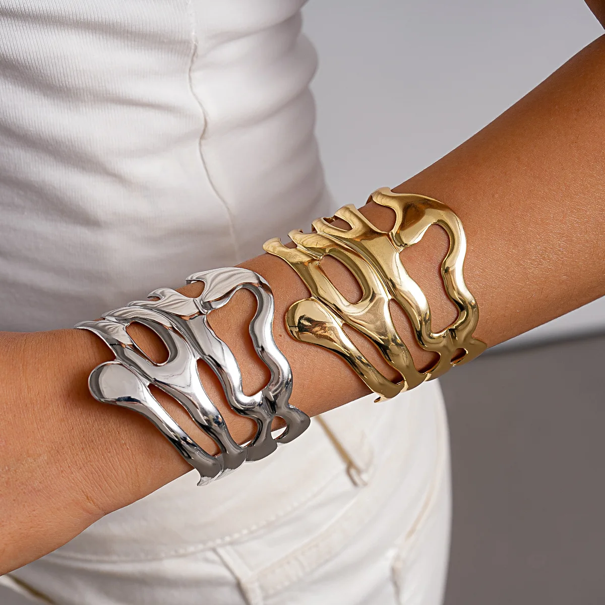 Abstract Irregular Hollow Out Wide Cuff Bracelet Women Men Polished Metal Open Bangles Daily Club Statement Fashion Jewelry K