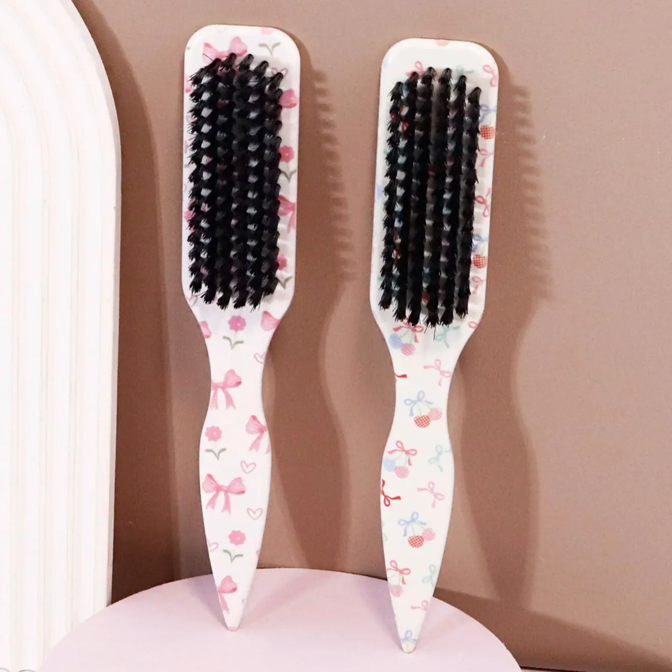 Sharp Tailed Hair Brush with Butterfly Flower Pattern - Tangle Proof, Suitable for All Hair Types, Special for Real Hair Wigs