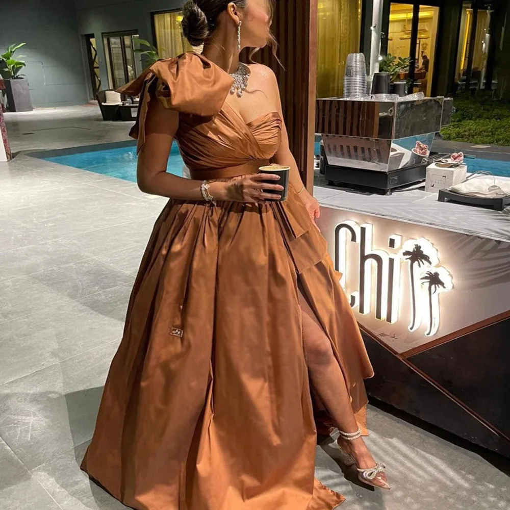 

Exquisite Formal Evening 2026 Champagne Sweetheart Evening Dresses Open Back One Shoulder Bows Side Slit Prom Dresses Customized