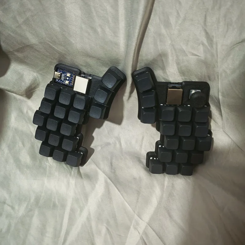 NEW Cheapino V2 comer Keyboards Kit Custom Wired Hot-swap Split Keyboard 3D Printing PLA Material Support Vial Change Key Gifts