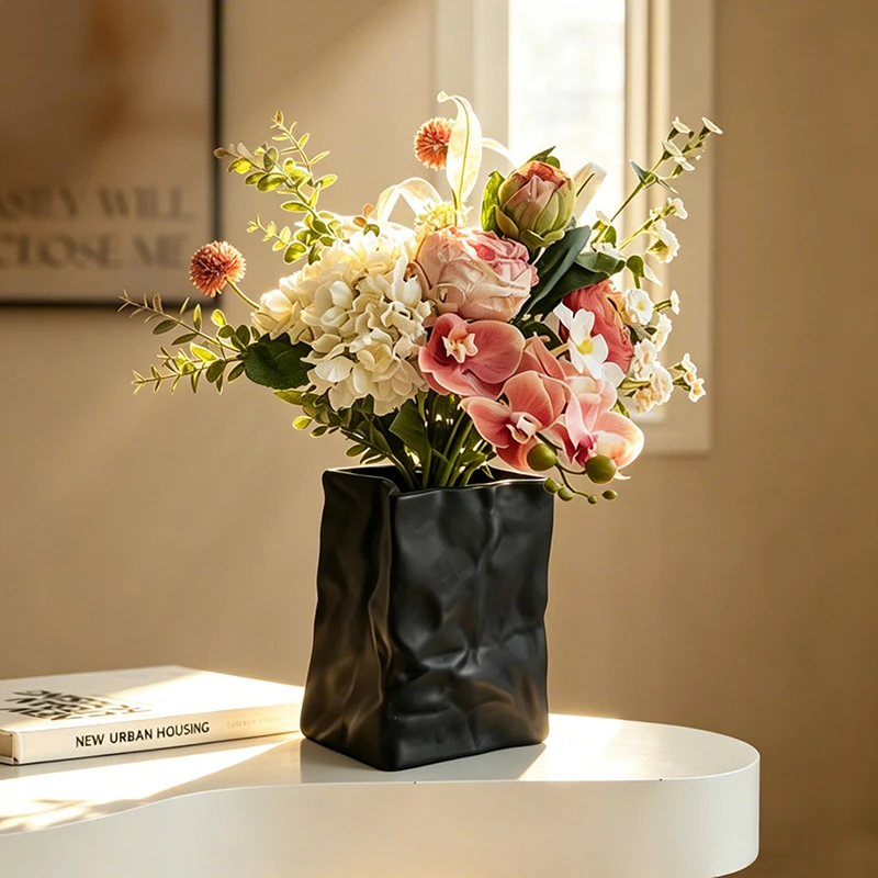 Novelty Crinkled Paper Bag Resin Vase Matte Black Decor Flower Holder for Living Room Console Table Minimalist Table Decor