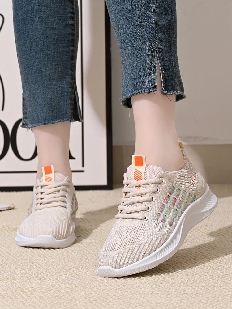 Atmungsaktive Sportschuhe aus Mesh für Damen, leichte und bequeme Sportschuhe mit weicher Sohle, Damen-Schnürschuhe für Freizeitaktivitäten und zum Laufen. – Detail 13