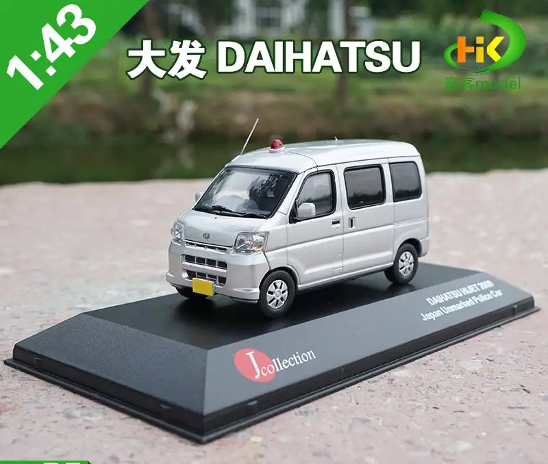 1:43 J-collection Daihatsu Hijet 2009 Japanese Police Car Alloy Mock-up Car Model Toy Gift Collection Accessories