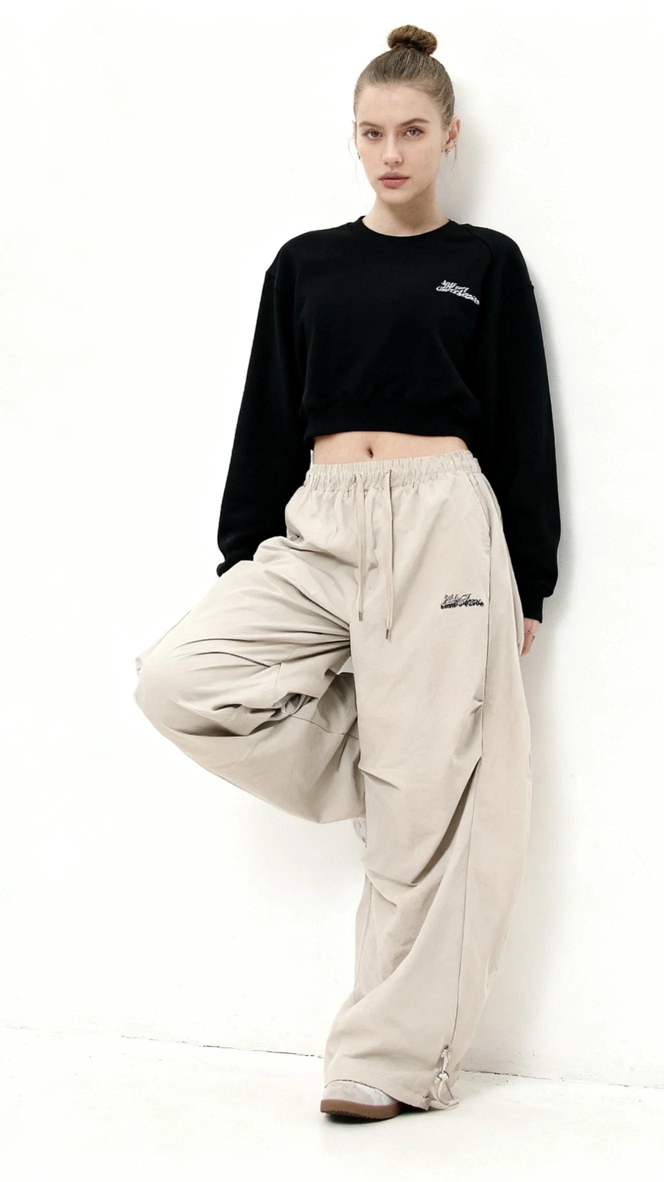 بنطال ذو قصة أرجل واسعة مطوي للمرأة الشتاء شيربا على الوجهين نحى يتدفقون تنقش المخملية وظيفية لطيف اصطف ملابس منزلية الرجعية