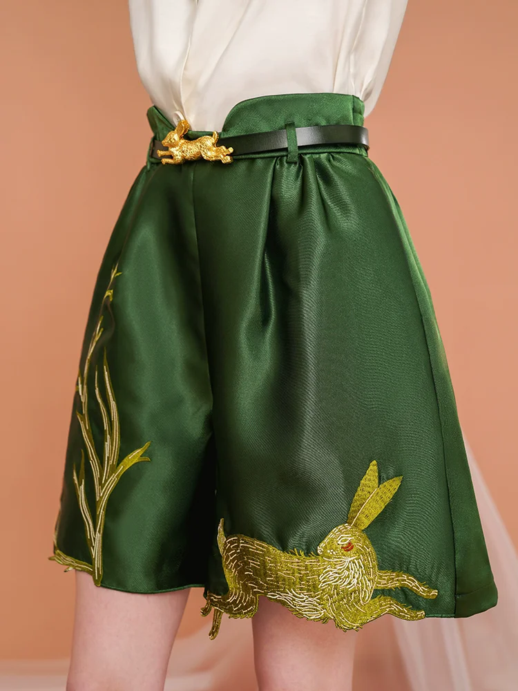 Spring Summer Original Design Women All-match Delicate Vintage Style Embroidered Rabbit Running Bunny Green Shorts