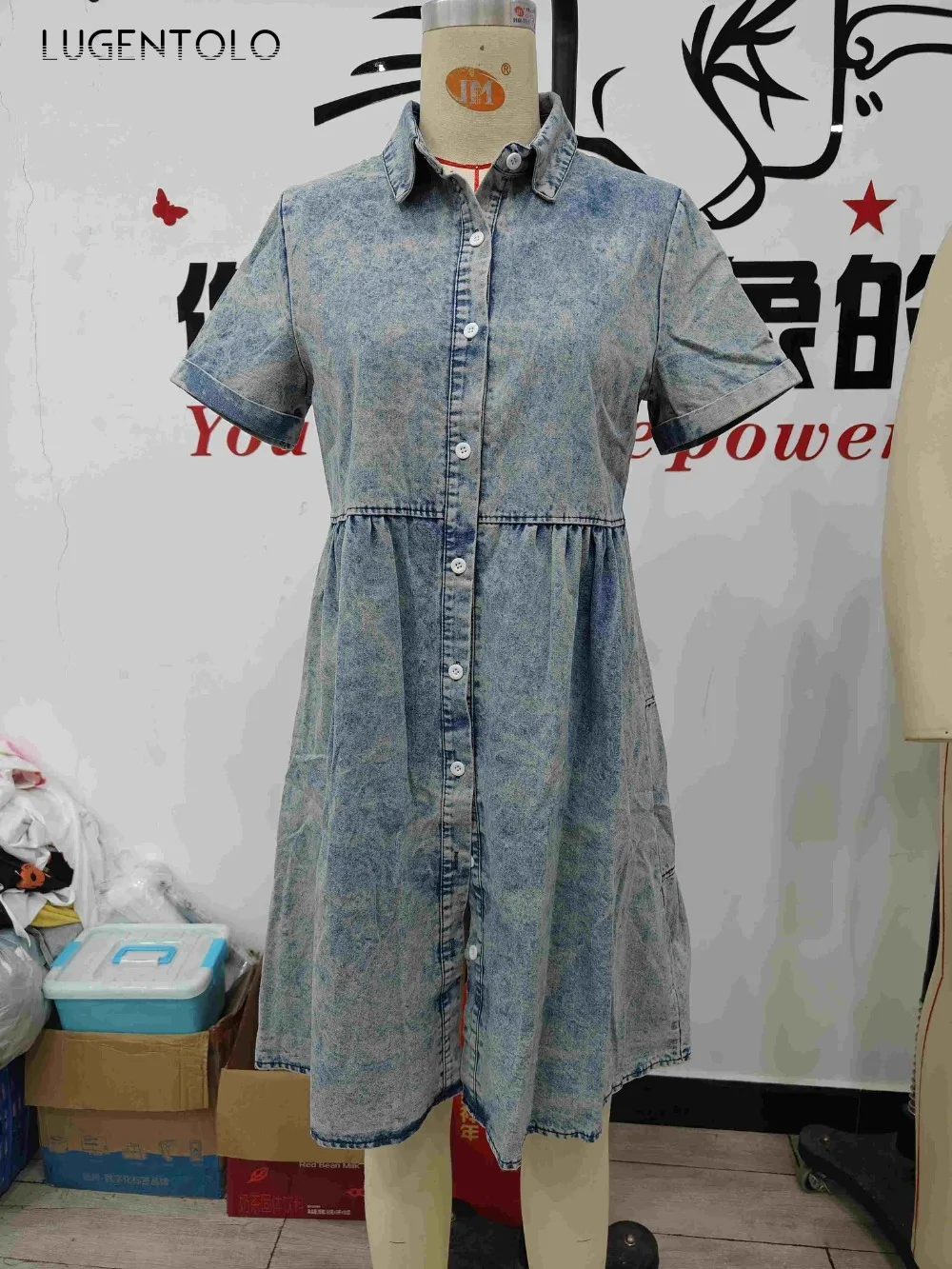 Dżinsowa sukienka damska z krótkim rękawem Casual Street Jednorzędowa sukienka damska z klapami Sweet Big Swing Empire Midskirt