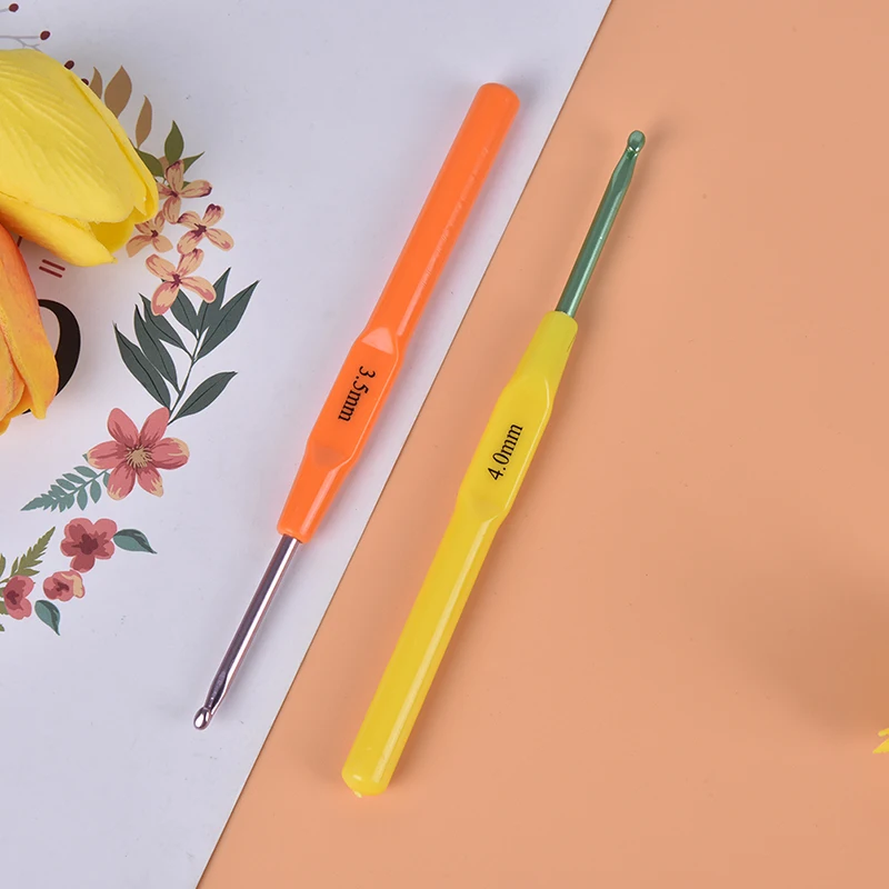 6pcs/set Multifunctional Plastic Handle Aluminum Crochet Hooks Knit Needle
