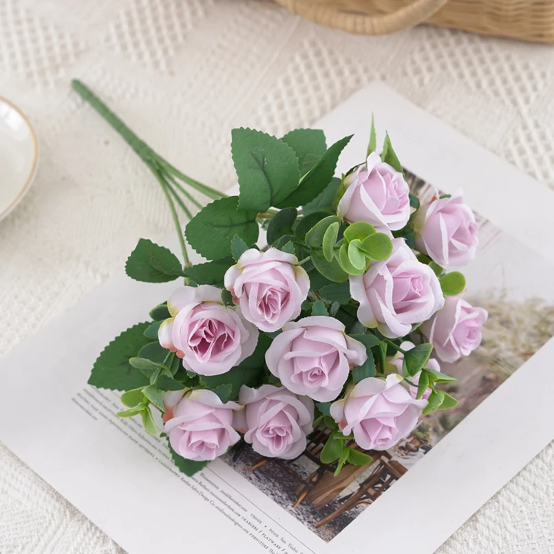 1 Stück künstliche Blumen, zur Dekoration von Wohnräumen, für den Außenbereich, Garten, Eukalyptus-Kranz, Pflanzen, für Hochzeiten und Partys, Seidenrosen-Sträuße, Requisiten für Fotoshootings. – Detail 10
