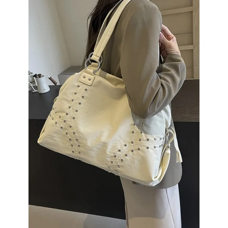 

Nylon Rivet Underarm Tote Bag Women's Large oulder Bag Commuter Sli Autumn Trend Youth Pure Color Bag
