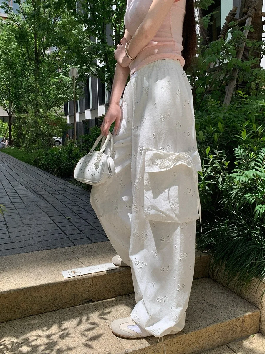 

Zhang Beibei Women's Work Pants 00% Cotton Hollow Embroidered Two-Way Wearage Lace Patchwork Youthful Casual Pants