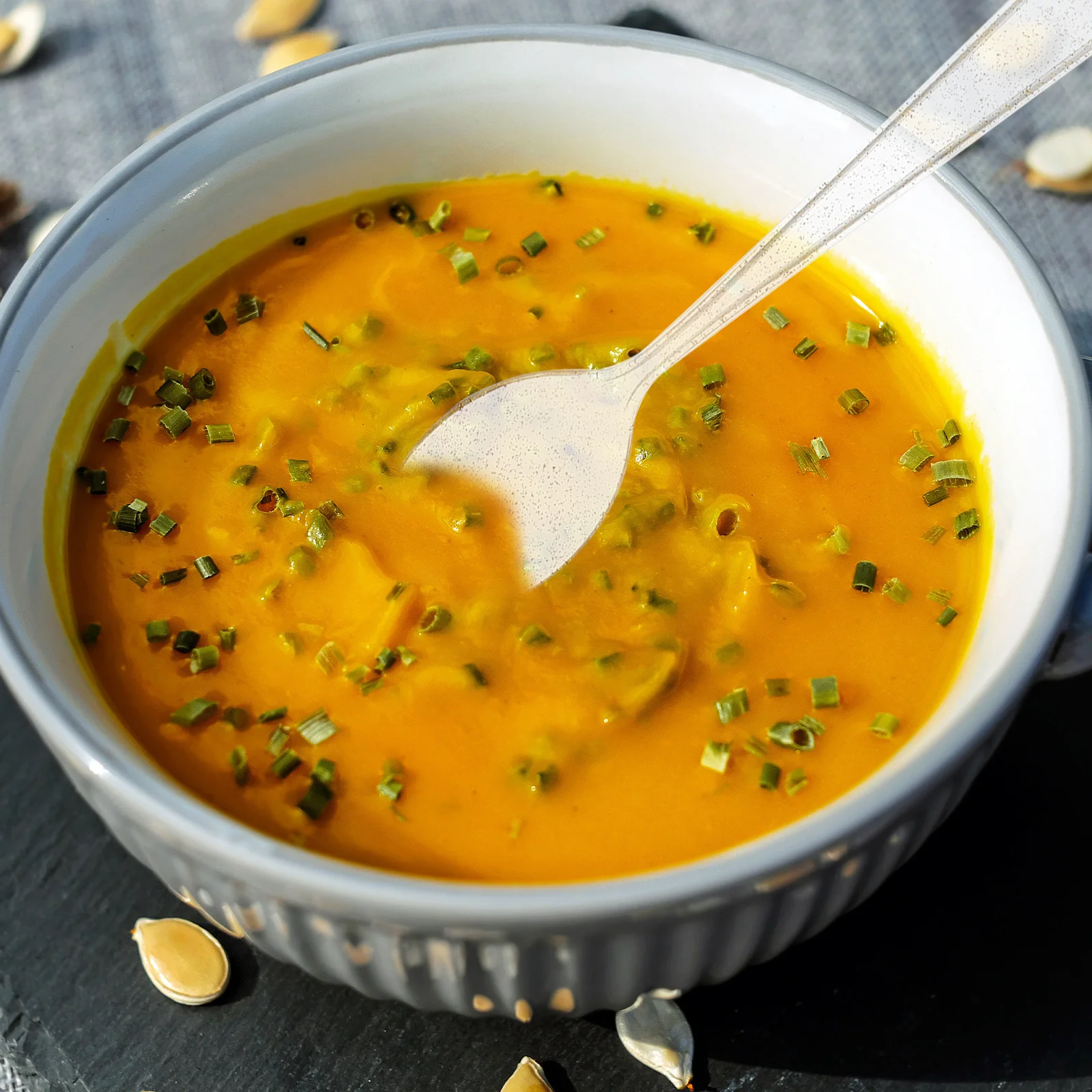 

12Sets Gold Powder Cutlery Set Reusable Sturdy Plastic Utensils Ergonomic Handle Smooth Safe for Parties Restaurants Hotels