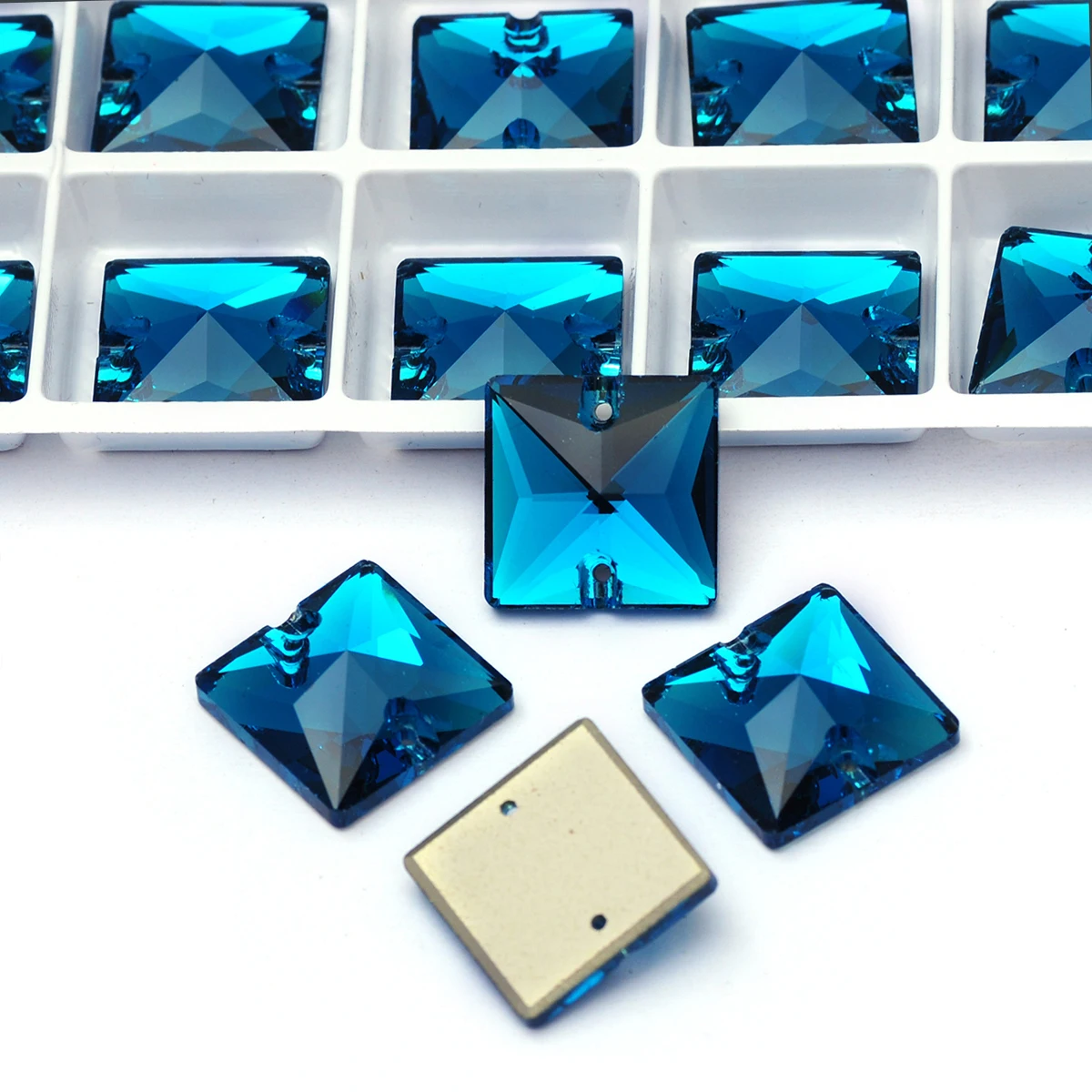 PUBRILEX Blaue Zirkon-Strasssteine im Vorteilspack, Funkelnde Glitzersteine mit abgeschrägten Kanten für Modekleidung und Schmuck – Detail 4