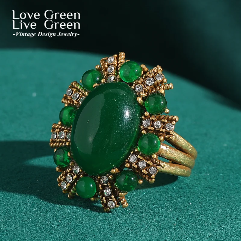 

Vintage Natural Green Ring Stone Rhinestones Gold Color Woman Luxury Designer Brands Jewelry Antique High Quality Accessories