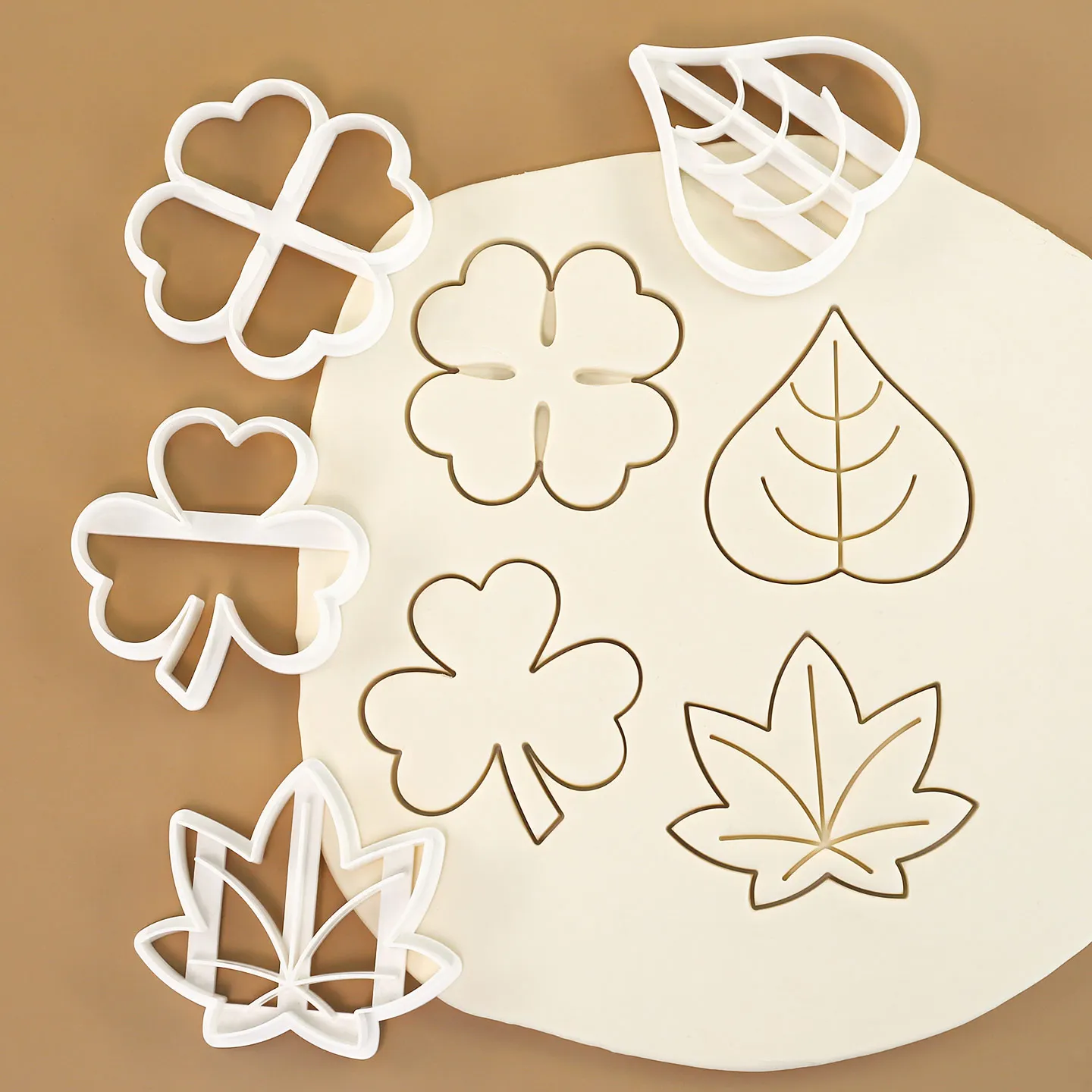 4 Pcs Leaf Themed Cookie Cutter Shamrock Lucky Clover Maple Leaf Clay Cutters Plant Baking Tools for Spring, St. Patrick's Day